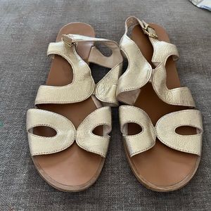 Kenneth Cole Gladiator Sandel size 9